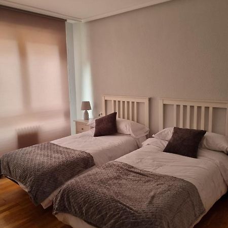 Vivienda Silvia Renfe Apartman León Kültér fotó